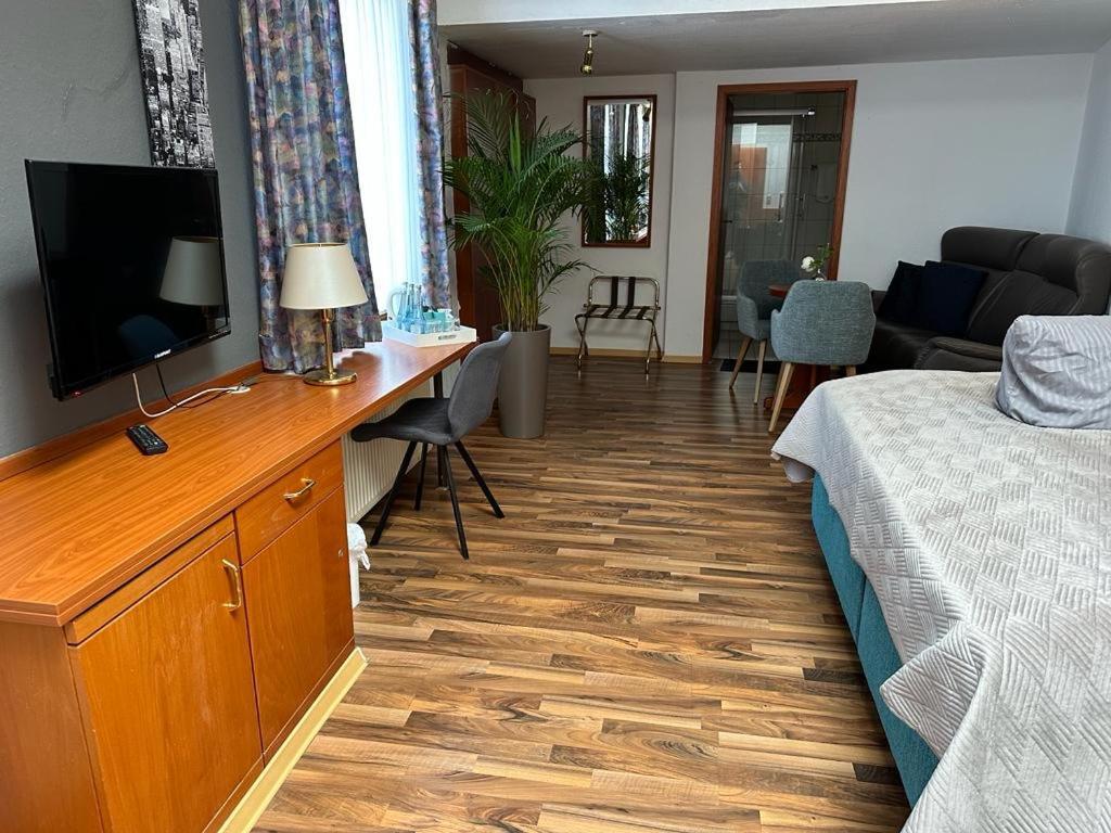 Hotel Oberledinger Hof Леер Экстерьер фото